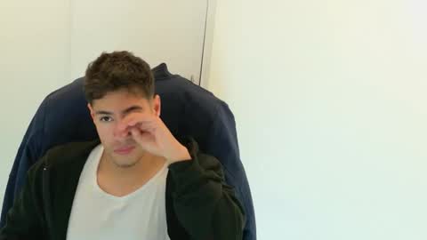 Snapshot of camara110 chatting on November 16, 3:56 am camara110 online show from November 16, 3:56 am