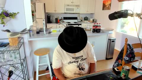 Snapshot of camarant chatting on October 6, 8:50 pm camarant online show from October 6, 8:50 pm