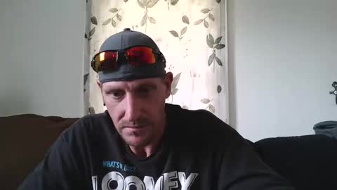 Snapshot of camaro383ci1994 chatting on December 25, 5:26 pm Chillaxin lets talk online show from December 25, 5:26 pm