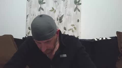 Snapshot of camaro383ci1994 chatting on January 22, 5:26 am Chillaxin lets talk online show from January 22, 5:26 am