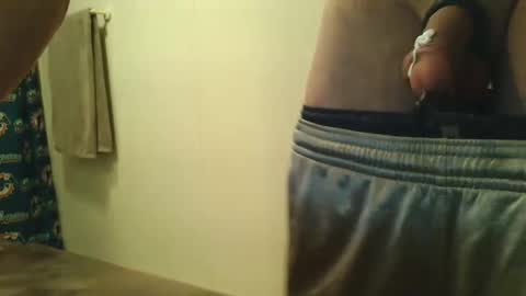 Snapshot of camaro383ci1994 chatting on January 27, 6:52 am Chillaxin lets talk online show from January 27, 6:52 am