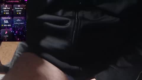 Snapshot of camboy301077 chatting on January 20, 6:10 pm steffencamboy online show from January 20, 6:10 pm