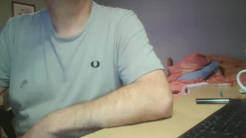 cambsuk online show from November 14, 2:43 am