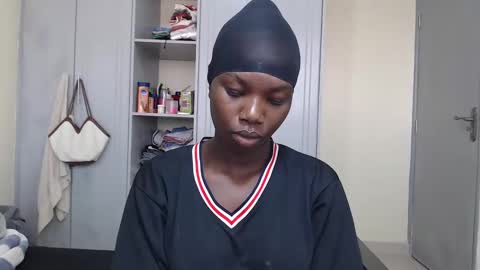 Snapshot of camclit chatting on January 11, 5:10 am Princess online show from January 11, 5:10 am