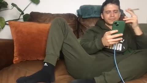 Snapshot of camdoattitude chatting on November 1, 1:18 am CamDoAttitude online show from November 1, 1:18 am