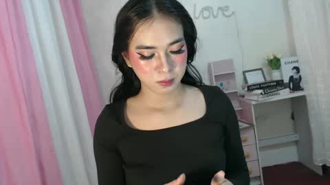 Snapshot of camela_star chatting on December 10, 2:16 am camela_star online show from December 10, 2:16 am