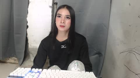 Snapshot of camela_star chatting on December 24, 12:44 am camela_star online show from December 24, 12:44 am