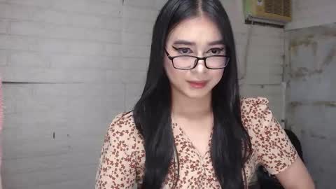 Snapshot of camela_star chatting on September 24, 10:57 pm camela_star online show from September 24, 10:57 pm