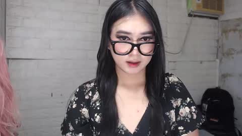 Snapshot of camela_star chatting on October 2, 11:56 pm camela_star online show from October 2, 11:56 pm