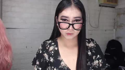 Snapshot of camela_star chatting on October 10, 12:31 am camela_star online show from October 10, 12:31 am