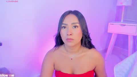 Snapshot of cameliaa_smiith chatting on November 2, 3:31 am Camelia Smith online show from November 2, 3:31 am