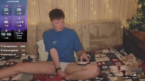 Snapshot of cameron_crowly chatting on December 16, 11:55 am Cameron online show from December 16, 11:55 am