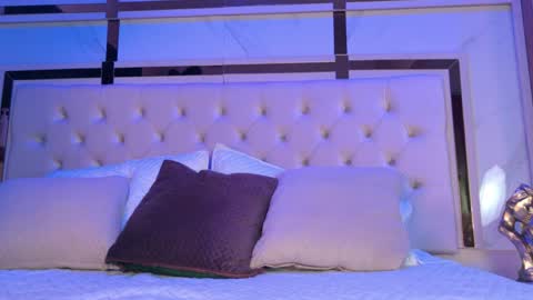 cameron_hearts online show from March 28, 12:16 pm