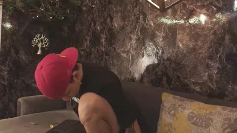 Snapshot of cameron_lux4 chatting on November 15, 12:45 pm CAMERON online show from November 15, 12:45 pm