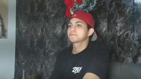 Snapshot of cameron_lux4 chatting on December 3, 12:36 pm CAMERON online show from December 3, 12:36 pm