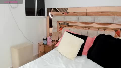 camii  online show from December 20, 12:40 am