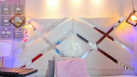 cami_rouxx online show from October 9, 6:00 am