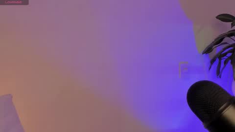 Snapshot of camidoll_10 chatting on March 1, 2:48 am camila online show from March 1, 2:48 am