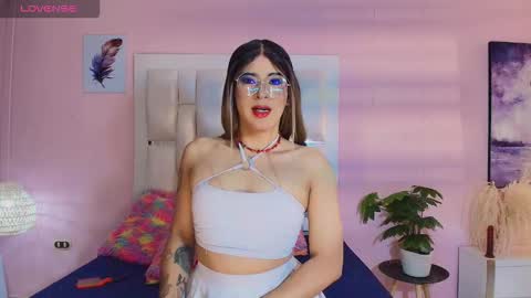 CA M I online show from December 4, 4:00 am