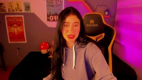 camila online show from October 30, 4:03 am