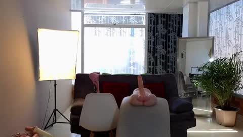 Camil online show from January 19, 2:28 pm