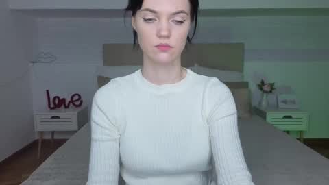 Camila online show from December 1, 10:26 pm