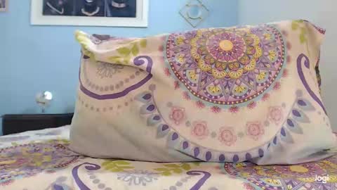 Instagram camila blande1 online show from December 2, 5:37 am