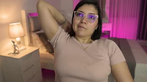 Camila buitrago online show from January 13, 11:06 pm