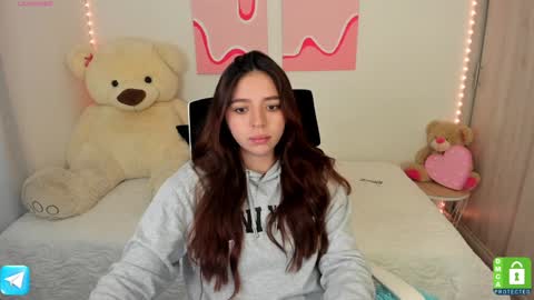 Snapshot of camila_ec2 chatting on December 15, 11:53 pm C A M I online show from December 15, 11:53 pm