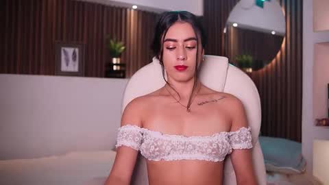 camila_martinez9 online show from September 16, 11:33 am