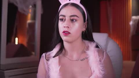 camila_martinez9 online show from October 31, 11:44 am