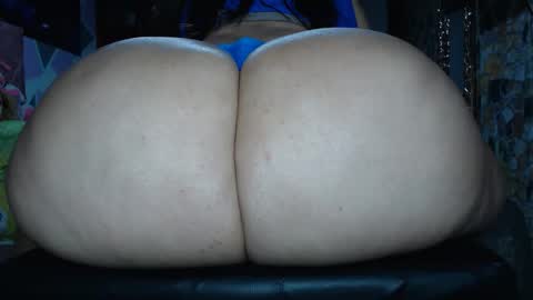 Snapshot of camila_rosess chatting on December 15, 12:09 pm valentinaEpic way Ive been fucked 1515 online show from December 15, 12:09 pm