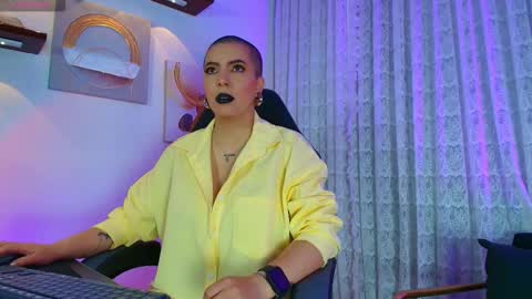 Snapshot of camilaachain chatting on September 22, 12:07 pm online show from September 22, 12:07 pm