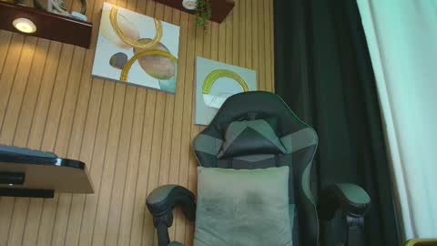 Snapshot of camilaachain chatting on November 12, 6:14 am online show from November 12, 6:14 am