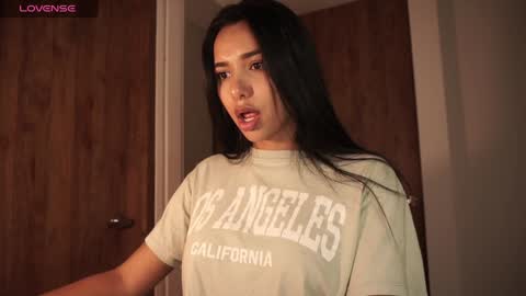 Camila online show from March 12, 11:01 pm