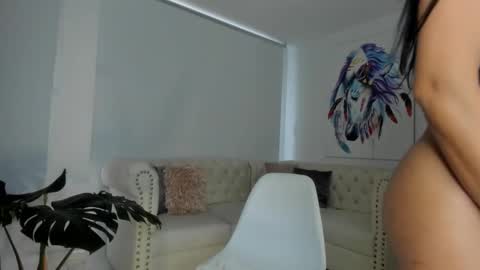 Snapshot of camilamanzurr chatting on January 20, 10:59 pm camila manzur online show from January 20, 10:59 pm