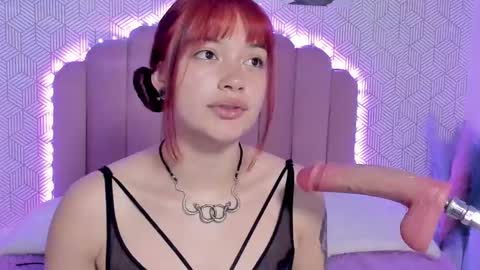 Snapshot of camilarivers chatting on March 6, 12:30 pm Camila online show from March 6, 12:30 pm