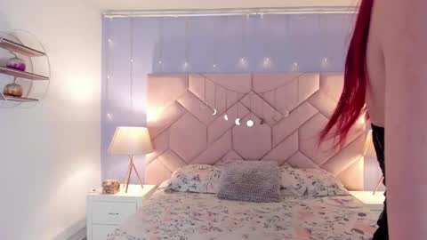 Snapshot of camilarivers chatting on September 13, 4:29 pm Camila online show from September 13, 4:29 pm