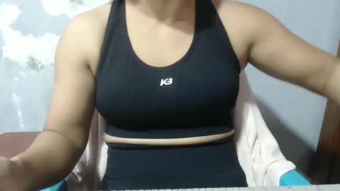 Snapshot of camilasex468 chatting on November 21, 12:15 pm camilasex468 online show from November 21, 12:15 pm