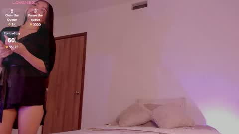 Camile online show from October 3, 6:54 am