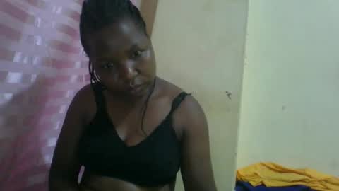 Snapshot of camillah_sweet chatting on November 28, 10:45 pm camillah_sweet online show from November 28, 10:45 pm