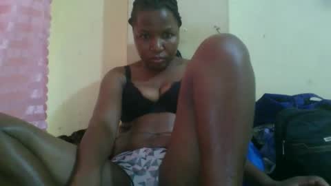 Snapshot of camillah_sweet chatting on November 29, 10:51 am camillah_sweet online show from November 29, 10:51 am