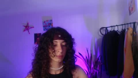 Snapshot of camille_delrey chatting on January 28, 2:21 pm Camille online show from January 28, 2:21 pm