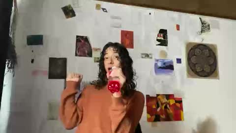 Snapshot of camille_delrey chatting on February 7, 3:30 pm Camille online show from February 7, 3:30 pm