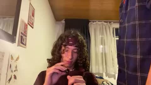 Snapshot of camille_delrey chatting on February 19, 1:51 am Camille online show from February 19, 1:51 am