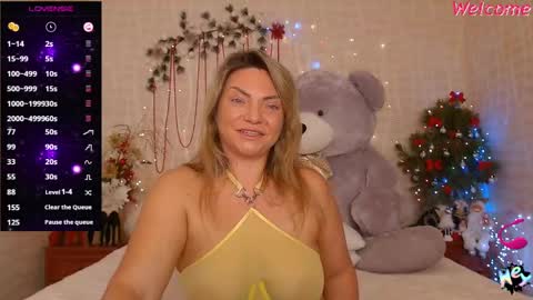 Snapshot of camille_game chatting on December 22, 8:05 am Camille Game online show from December 22, 8:05 am