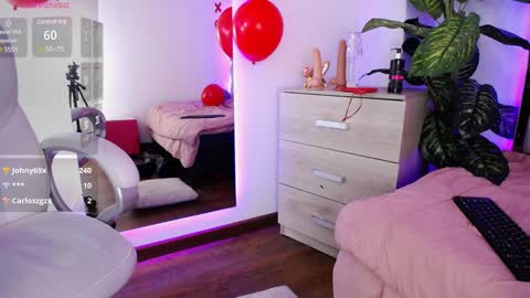 Camille online show from February 8, 1:44 pm