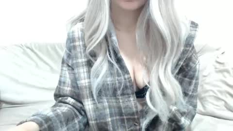 CamilleBunny online show from February 7, 3:43 am