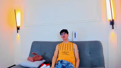 Snapshot of camilo_stark chatting on December 4, 3:49 am Camilo online show from December 4, 3:49 am