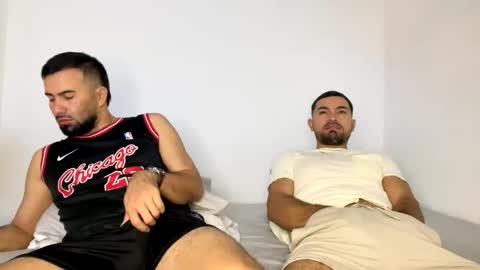 camilor_30 online show from December 4, 9:51 am